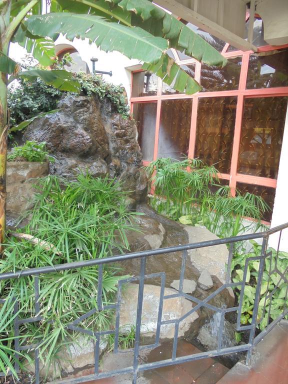 Chester Hotel Nakuru Eksteriør billede