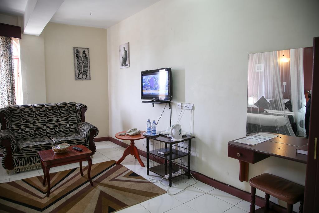 Chester Hotel Nakuru Eksteriør billede
