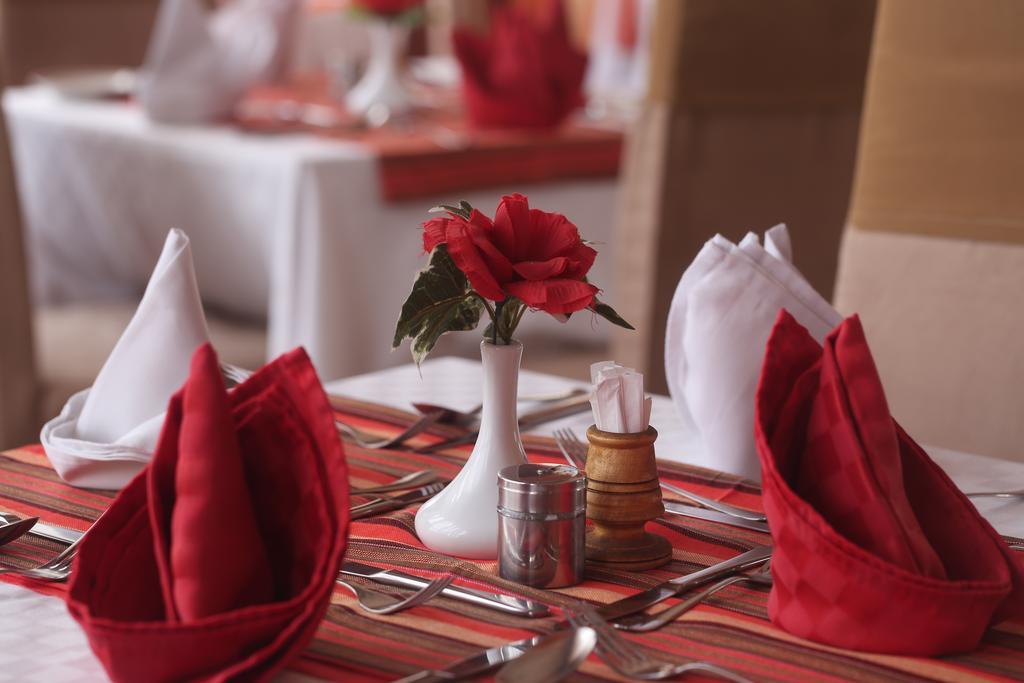 Chester Hotel Nakuru Eksteriør billede