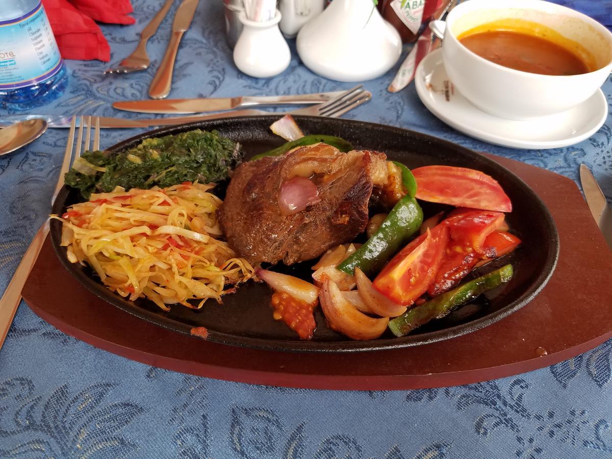 Chester Hotel Nakuru Eksteriør billede
