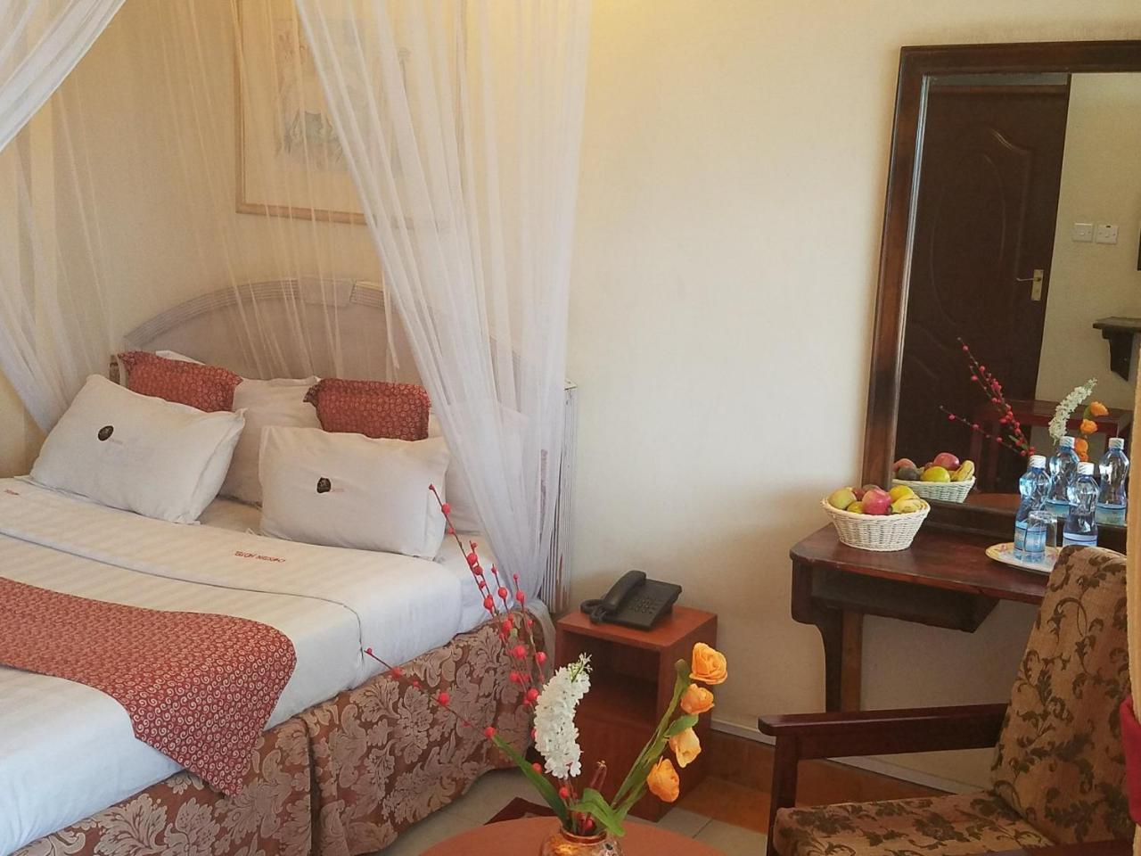 Chester Hotel Nakuru Eksteriør billede
