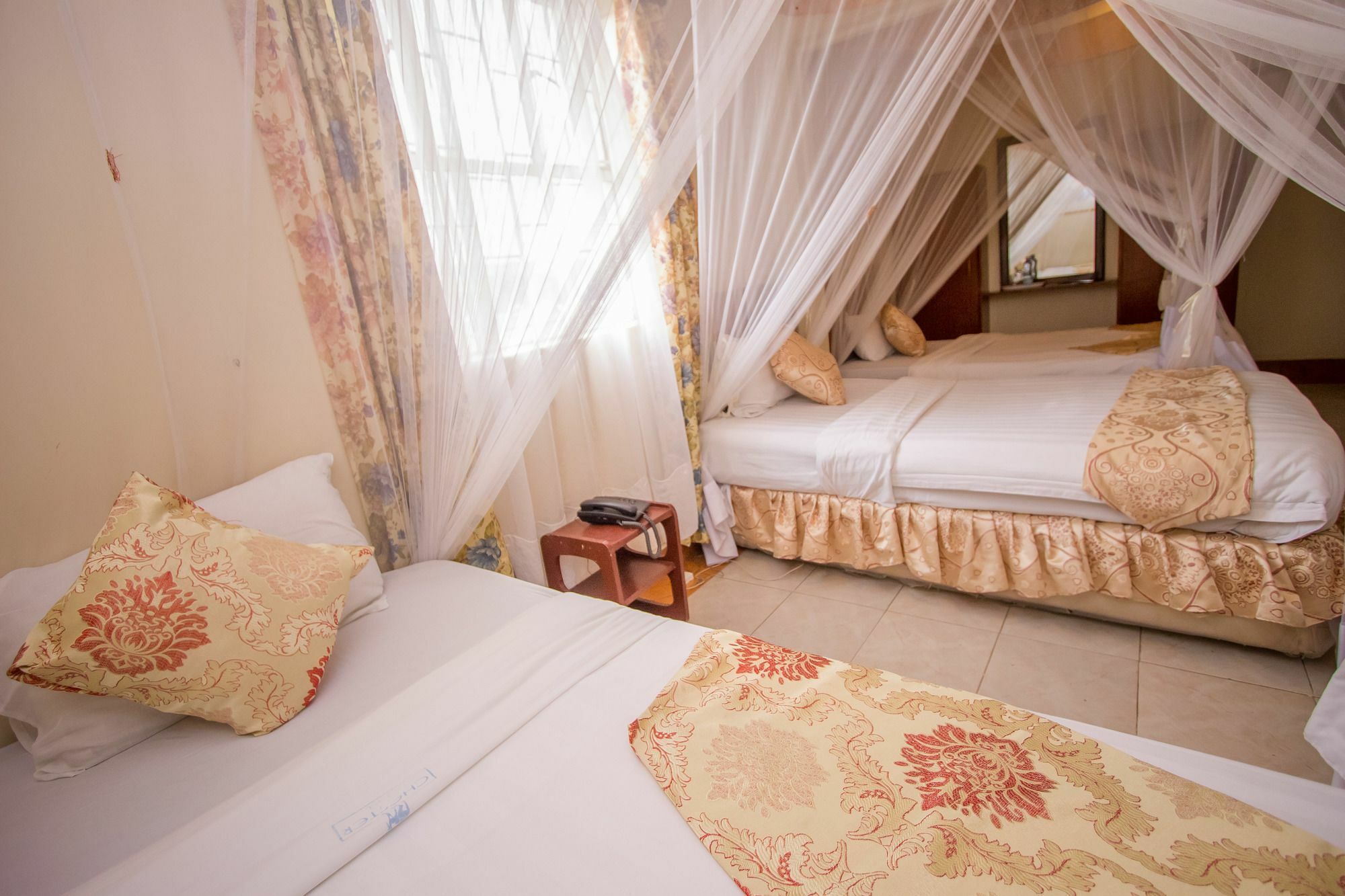 Chester Hotel Nakuru Eksteriør billede